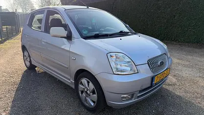 Gebruikt 2005 Kia Picanto Hatchback | € 1.000 (Goede deal)