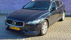 Gebruikt 2021 Volvo V60 Business Edition Stationwagen | € 30.694 (Eerlijke prijs)