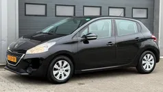 Zwart Gebruikt 2015 Peugeot 208 Active Hatchback | € 5.945 (Eerlijke prijs)