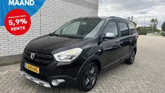 Zwart Gebruikt 2017 Dacia Lodgy Stepway MPV | € 13.900 (Eerlijke prijs)