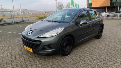 Occasion Peugeot 207 95 PK (69 kW) 2010 Hatchback