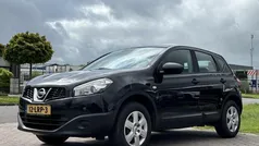 Zwart Gebruikt 2010 Nissan Qashqai Visia SUV | € 5.900 (Eerlijke prijs)