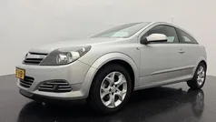Grijs Gebruikt 2005 Opel Astra GTC Enjoy Hatchback | € 1.745 (Eerlijke prijs)