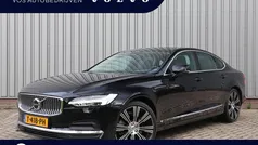 Zwart Gebruikt 2023 Volvo S90 Plus Sedan | € 40.950 (Eerlijke prijs)