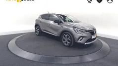 Grijs Gebruikt 2021 Renault Captur Intens SUV | € 23.795 (Eerlijke prijs)