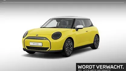 Occasion Mini Cooper SE Classic 160 kW (218 PK) 2025 Geel Hatchback