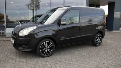 Occasion Fiat Doblò 105 PK (77 kW) 2015 Zwart MPV