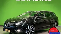 Zwart, metallic lak Gebruikt 2020 Renault Mégane GrandTour Bose Edition Stationwagen | € 14.999 (Eerlijke prijs)