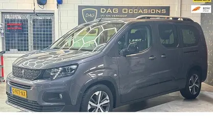 Occasion 2019 Peugeot Rifter GT-line MPV | € 15.450 (Eerlijke prijs)