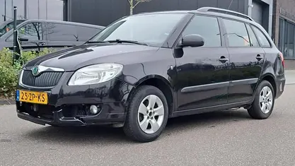 Occasion 2008 Skoda Fabia Ambiente Stationwagen | € 1.000 (Eerlijke prijs)