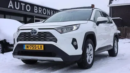 Wit Occasion 2019 Toyota RAV4 SUV | € 24.950 (Goede deal)