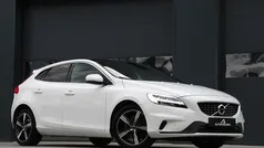 Wit Gebruikt 2019 Volvo V40 R-Design Stationwagen | € 15.750 (Goede deal)