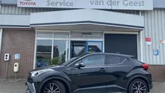 Zwart Gebruikt 2017 Toyota C-HR Executive SUV | € 19.945 (Eerlijke prijs)