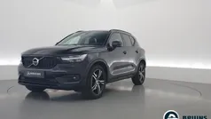 Zwart Gebruikt 2022 Volvo XC40 R-Design SUV | € 34.900 (Eerlijke prijs)