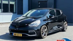 Zwart Gebruikt 2014 Renault Clio R.S. R.S. Hatchback | € 13.750 (Eerlijke prijs)