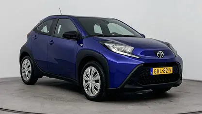 Gebruikt 2024 Toyota Aygo X Play SUV | € 17.999 (Eerlijke prijs)