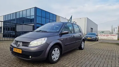 Occasion Renault Scénic II Dynamique 113 PK (83 kW) 2005 Grijs MPV