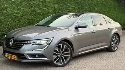 Grijs Gebruikt 2019 Renault Talisman Intens Sedan | € 21.500 (Eerlijke prijs)