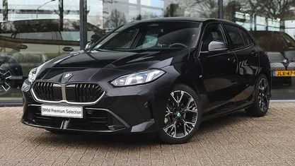 Gebruikt 2024 BMW 120 Comfort Edition Hatchback | € 34.950 (Eerlijke prijs)