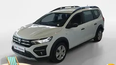 Licht ijswit 369 Gebruikt 2022 Dacia Jogger Essentiel MPV | € 17.945 (Eerlijke prijs)
