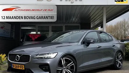 Gebruikt 2020 Volvo S60 R-Design Sedan | € 26.945 (Goede deal)