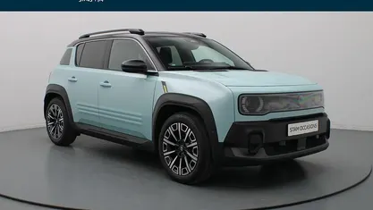 Occasion 2025 Renault R4 Iconic SUV | € 32.490 (Eerlijke prijs)