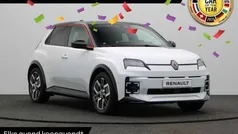 Gebruikt 2025 Renault R5 Iconic Hatchback | € 35.495 (Eerlijke prijs)