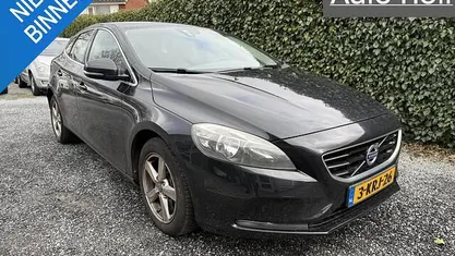 Occasion Volvo V40 Momentum 150 PK (110 kW) 2013 Hatchback