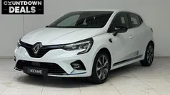 Gebruikt 2021 Renault Clio V Hatchback | € 19.240 (Eerlijke prijs)