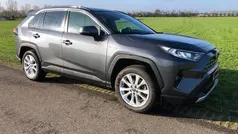 Grijs Gebruikt 2020 Toyota RAV4 Executive SUV | € 27.500 (Goede deal)