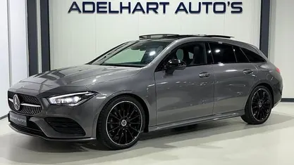 Grijs Occasion 2023 Mercedes CLA200 Shooting Brake AMG line Stationwagen | € 32.950 (Eerlijke prijs)