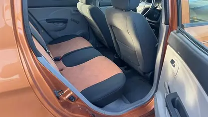 Oranje Gebruikt 2004 Kia Picanto LX Hatchback | € 950 (Eerlijke prijs)