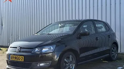 Zwart Gebruikt 2010 VW Polo Comfortline Hatchback | € 3.250 (Eerlijke prijs)