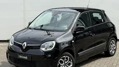 Zwart Gebruikt 2022 Renault Twingo Collection Hatchback | € 13.195 (Eerlijke prijs)
