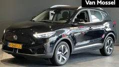 Zwart Gebruikt 2022 MG ZS Comfort Sedan | € 17.222 (Goede deal)