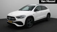 Wit Gebruikt 2020 Mercedes GLA250 Business SUV | € 33.900 (Eerlijke prijs)