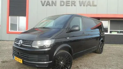 Occasion VW T6 Comfortline 150 PK (110 kW) 2018 Zwart Van