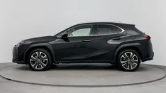 Gebruikt 2023 Lexus UX 250h Business Edition SUV | € 37.950 (Eerlijke prijs)