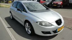 Grijs Gebruikt 2009 Seat Leon Hatchback | € 2.450 (Goede deal)