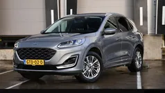 Grijs Gebruikt 2022 Ford Kuga Vignale SUV | € 29.995 (Eerlijke prijs)