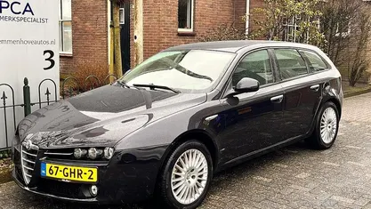 Occasion Alfa Romeo 159 Business 142 PK (104 kW) 2009 Zwart (metallic) Stationwagen