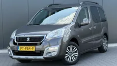 Grijs, metallic lak Gebruikt 2017 Peugeot Partner Tepee Active MPV | € 10.995 (Goede deal)