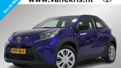 Blauw Nieuw 2025 Toyota Aygo Play Hatchback | € 20.999 (Eerlijke prijs)