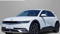 Wit Nieuw 2024 Hyundai Ioniq 6 Style Sedan | € 39.995 (Super prijs)