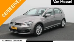 Grijs Gebruikt 2015 VW Golf VII Comfortline Hatchback | € 12.400 (Eerlijke prijs)