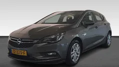 Gebruikt 2018 Opel Astra Edition Hatchback | € 10.940 (Goede deal)