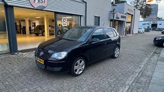 Zwart Gebruikt 2009 VW Polo Hatchback | € 2.950 (Eerlijke prijs)