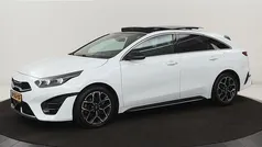 Gebruikt 2022 Kia ProCeed GT-Line Hatchback | € 19.900 (Eerlijke prijs)