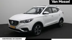 Wit Gebruikt 2020 MG ZS Luxury Sedan | € 14.495 (Eerlijke prijs)