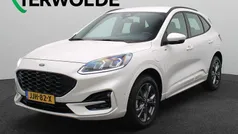 Gebruikt 2023 Ford Kuga ST-Line SUV | € 31.840 (Eerlijke prijs)